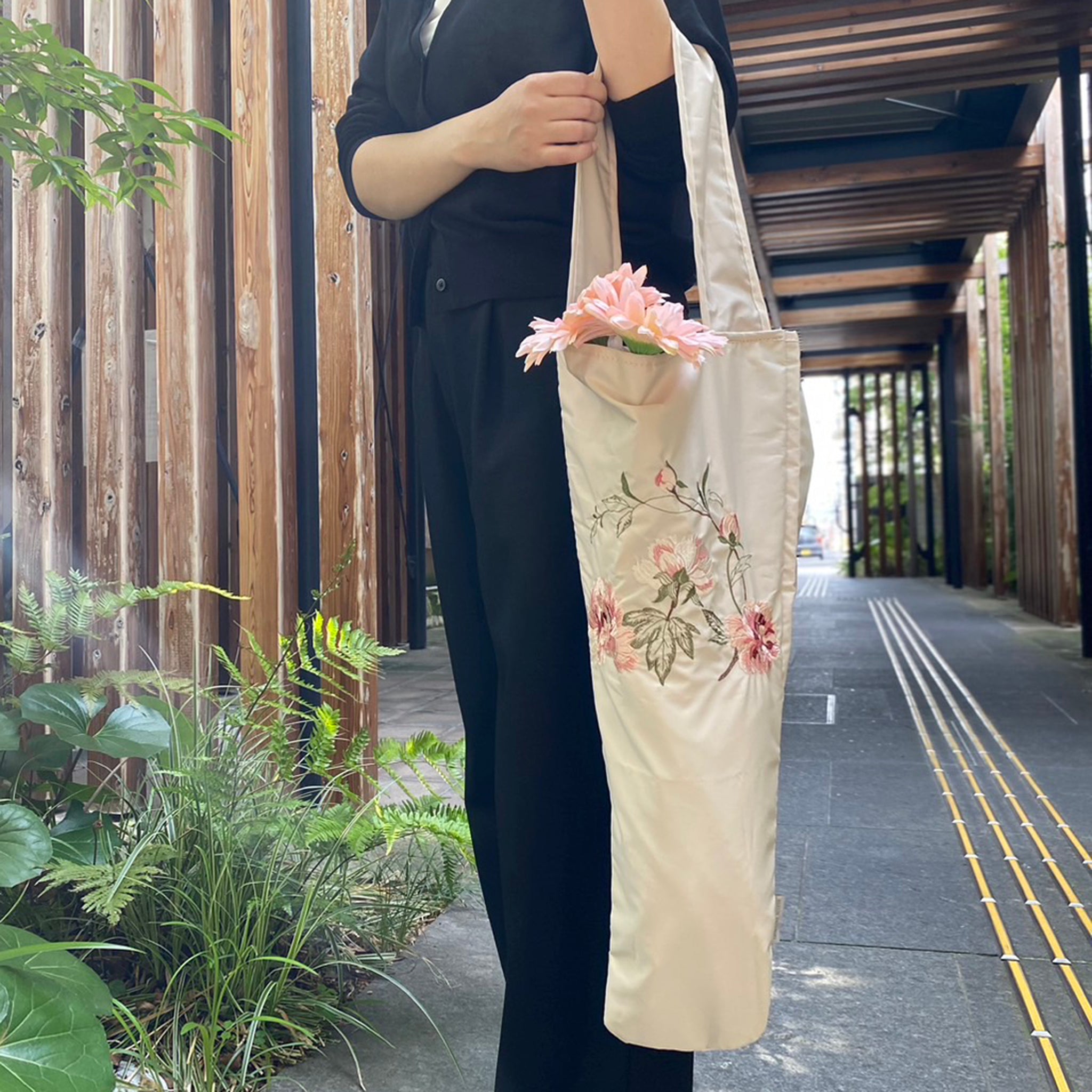 防撥水フラワートートバッグ 芍薬