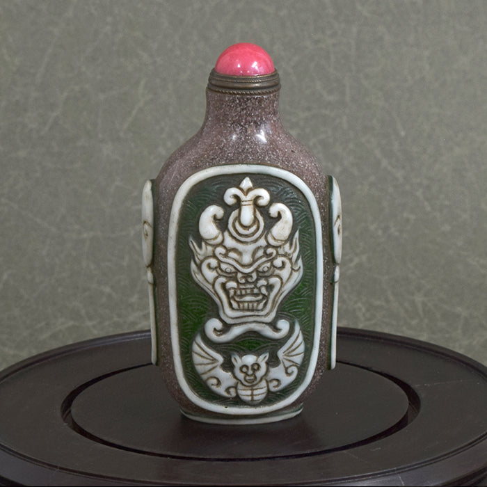 人面龍と蝙蝠の希少な出会い 鼻煙壺211018