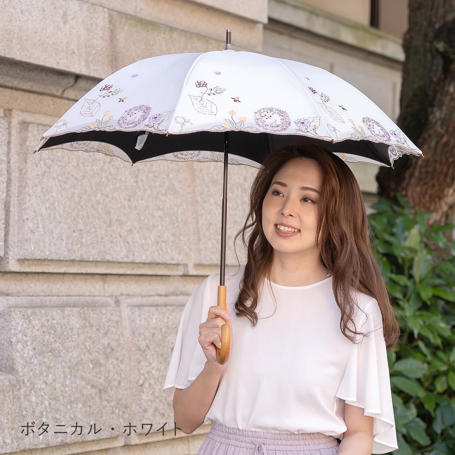 ボタニカル刺繍かわず張り 晴雨兼用ショート長日傘