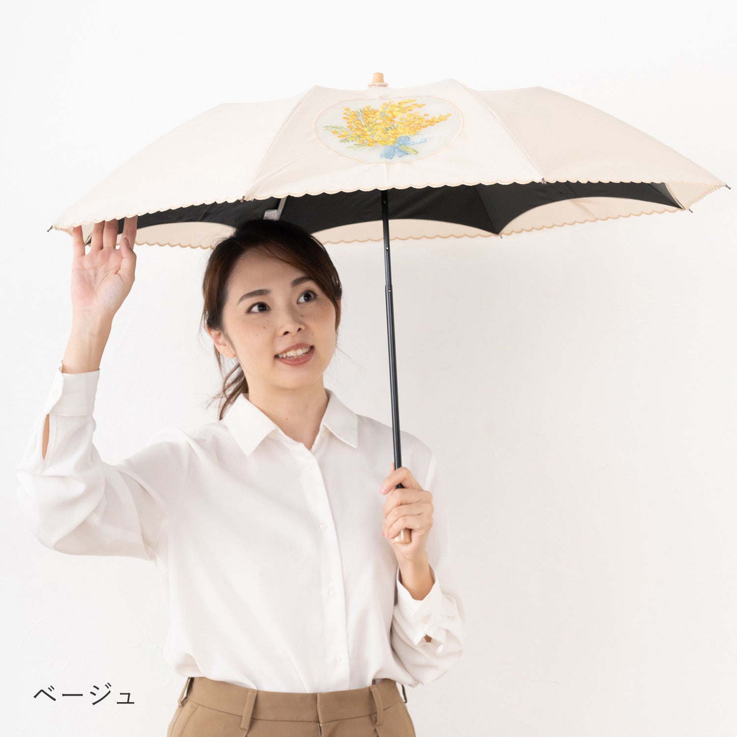 ミモザオーガンジーカットワーク刺繍かわず張り晴雨兼用ショート折りたたみ日傘