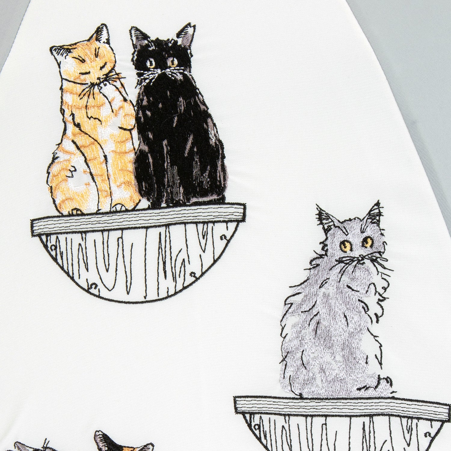 ハラミチヨ ステップ猫刺繍 かわず張り 長日傘