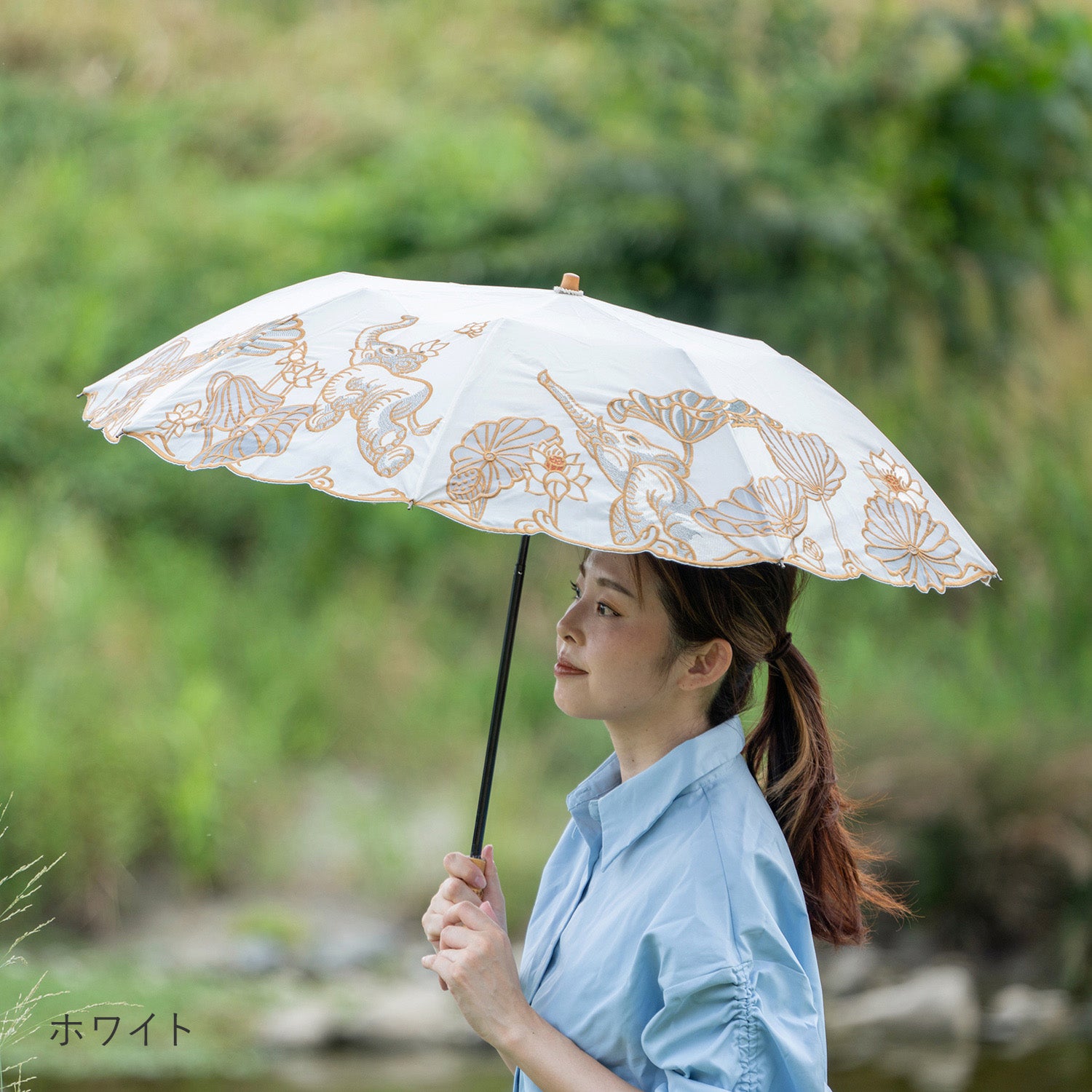 Kiyanホワイトエレファントオーガンジーカットワーク刺繍 かわず張りショート折日傘