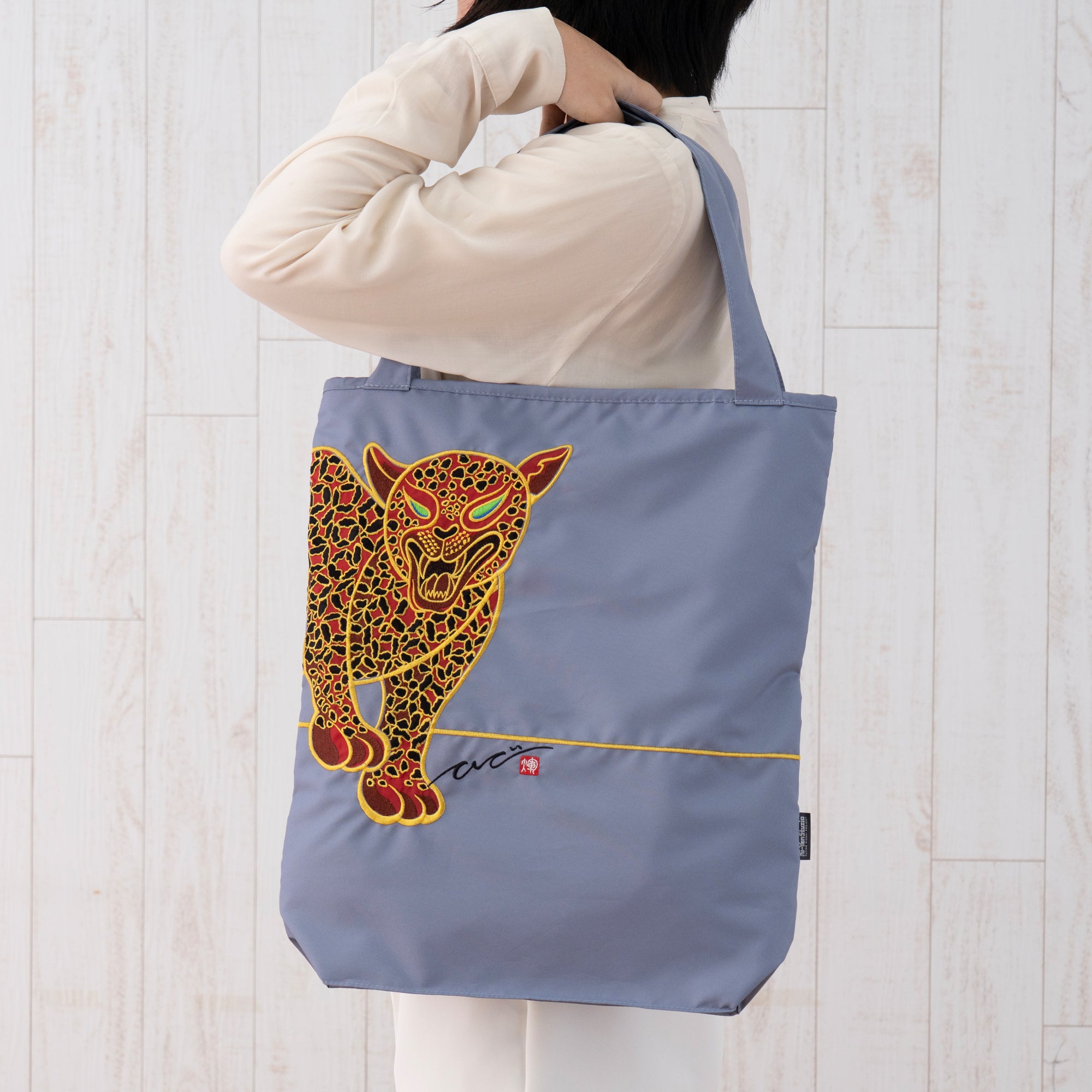 キーヤン ジャガーカットワーク刺繍 防水・撥水トートバッグ