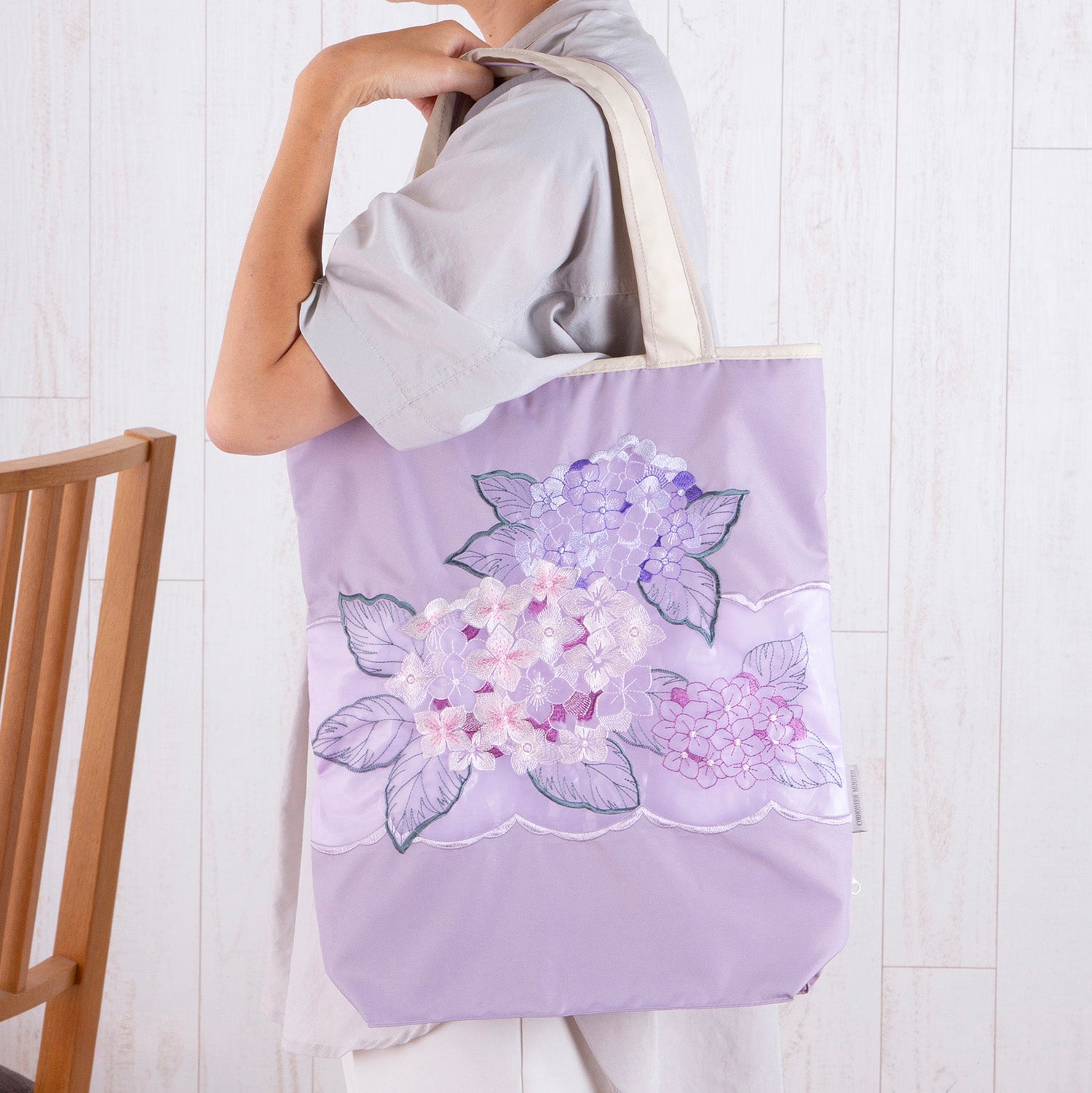 紫陽花オーガンジー刺繍 防水・撥水トートバッグ
