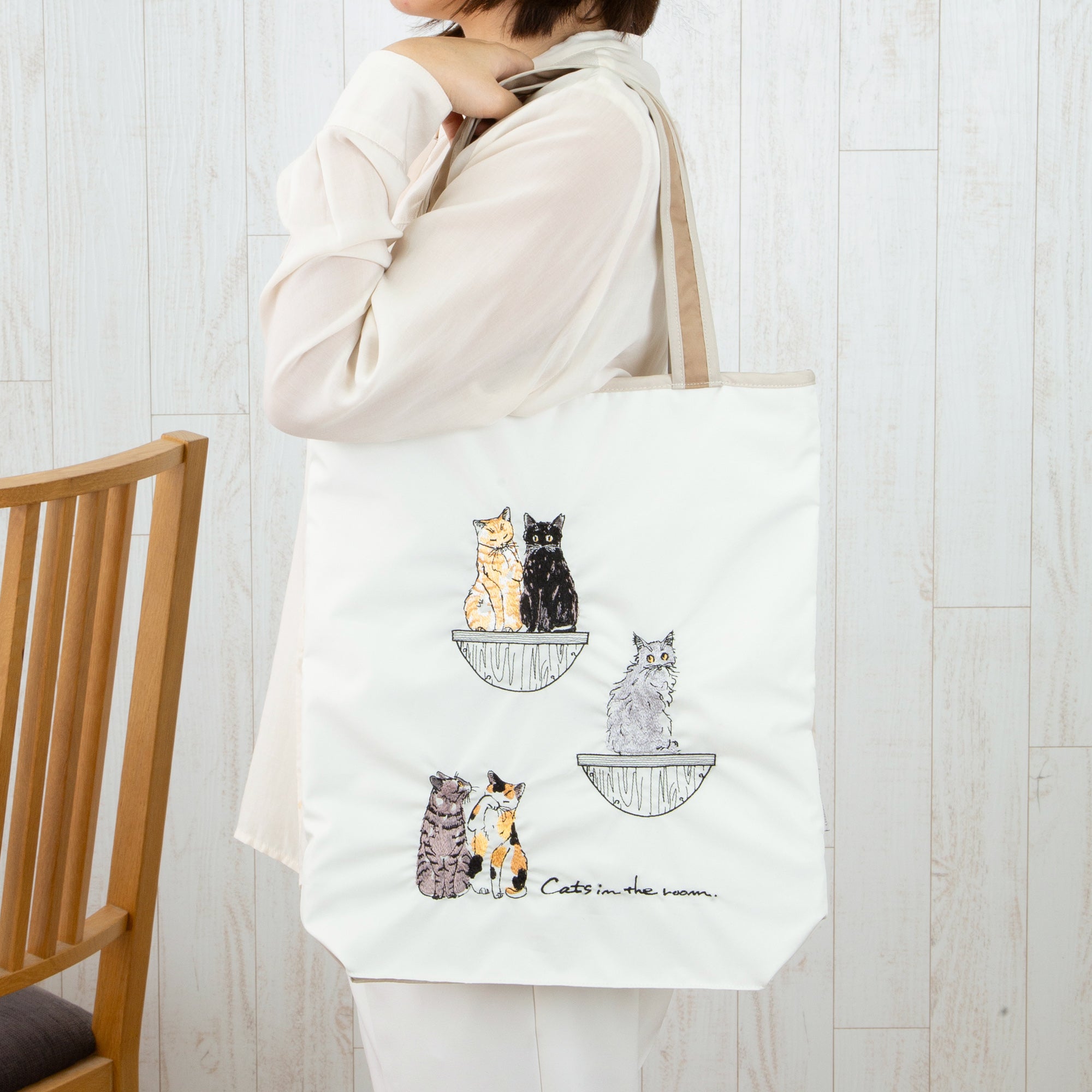 ハラミチヨ「ステップ猫」プリント 防水・撥水トートバッグ