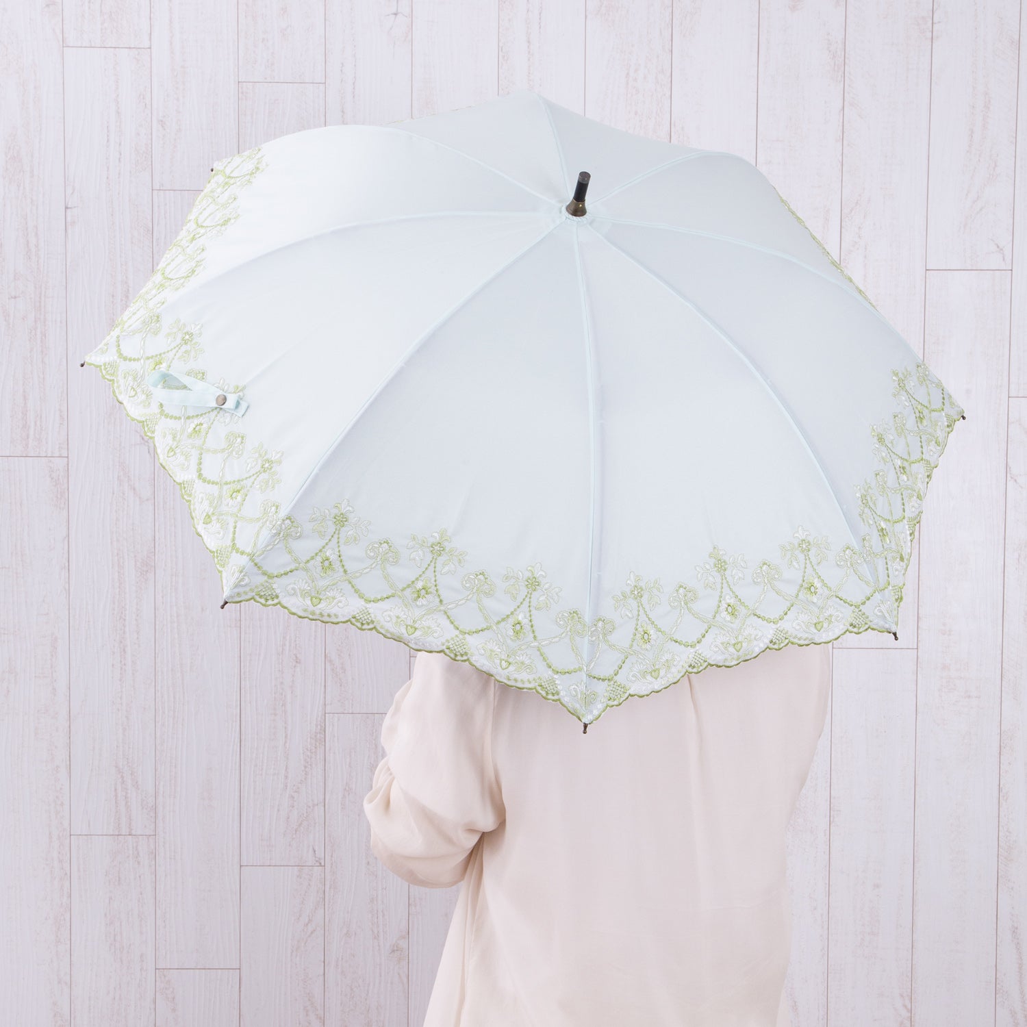 マーブル刺繍かわず張り 晴雨兼用ショート長日傘