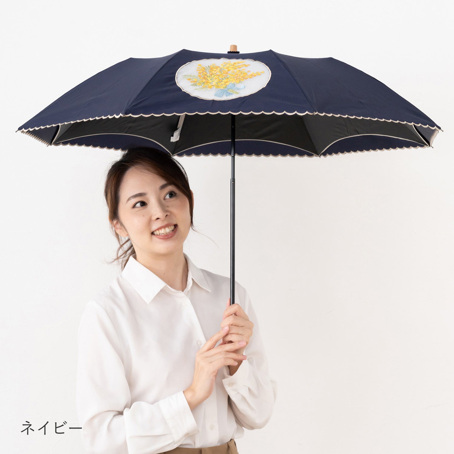 ミモザオーガンジーカットワーク刺繍かわず張り晴雨兼用ショート折りたたみ日傘
