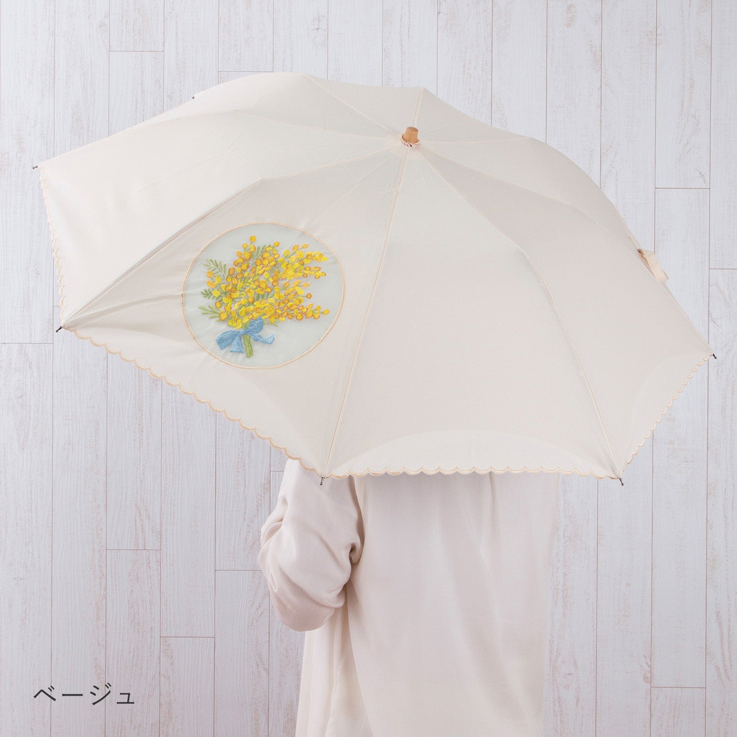 ミモザオーガンジーカットワーク刺繍かわず張り晴雨兼用ショート折りたたみ日傘