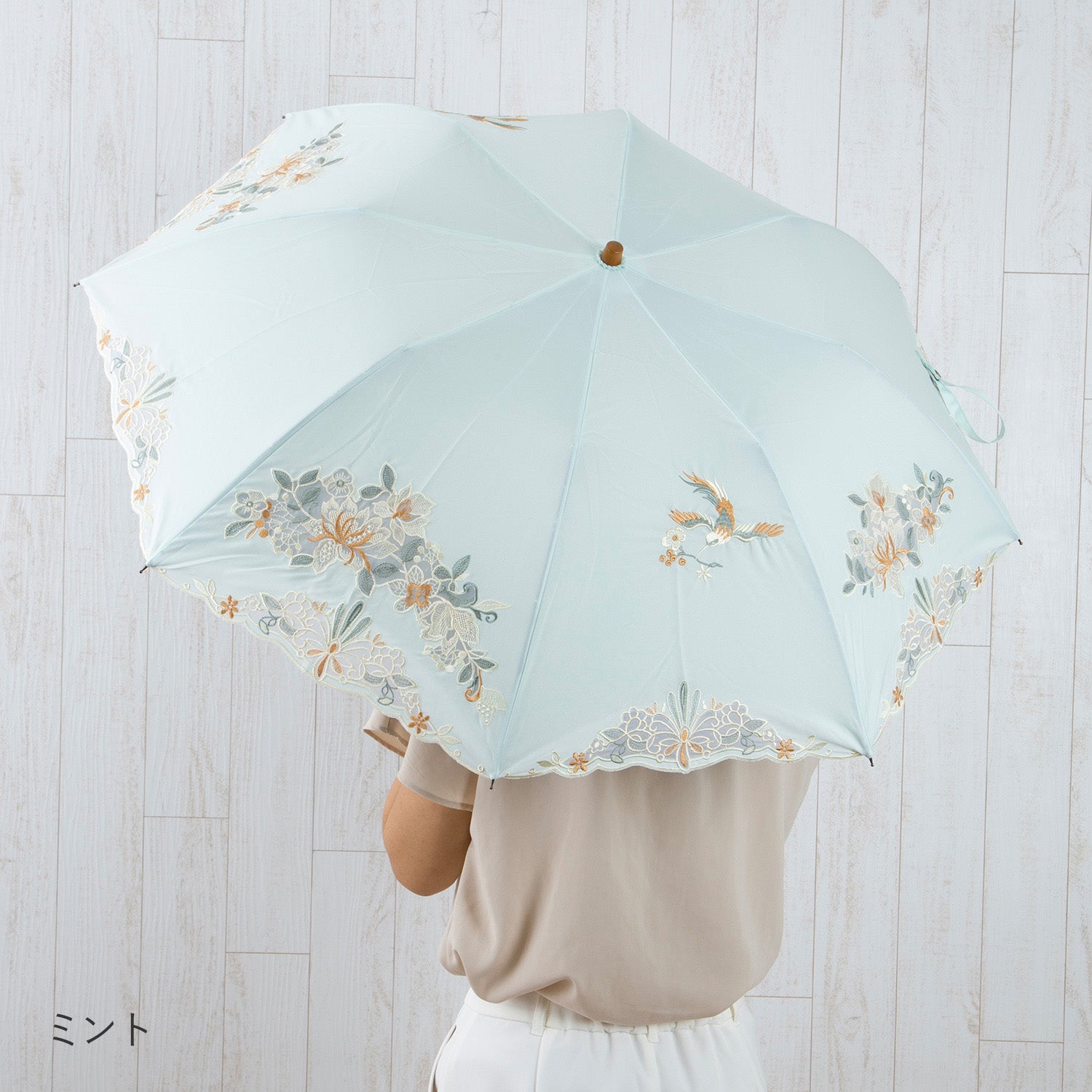 花鳥オーガンジーカットワーク 刺繍かわず張り晴雨兼用 ショート折日傘