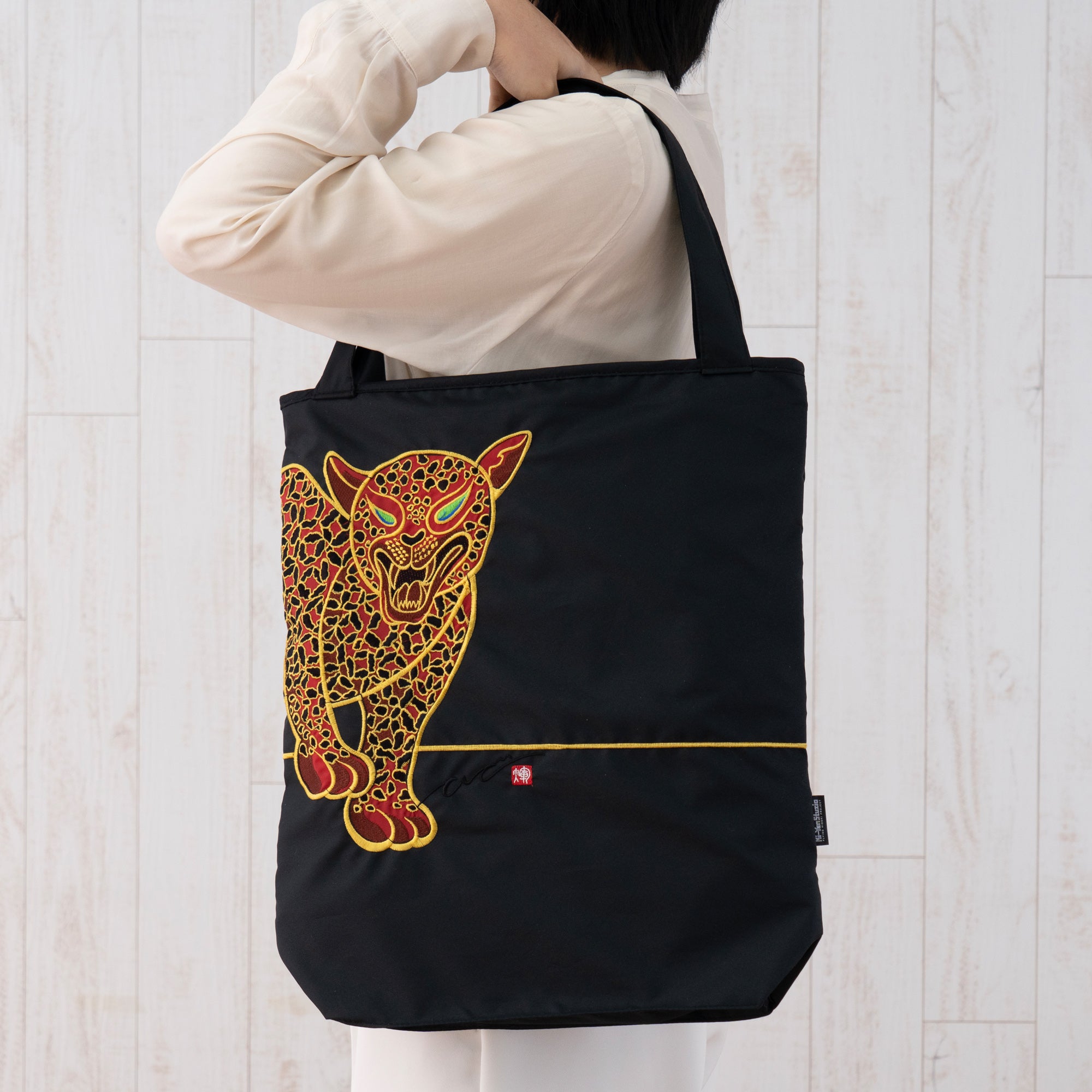 キーヤン ジャガーカットワーク刺繍 防水・撥水トートバッグ