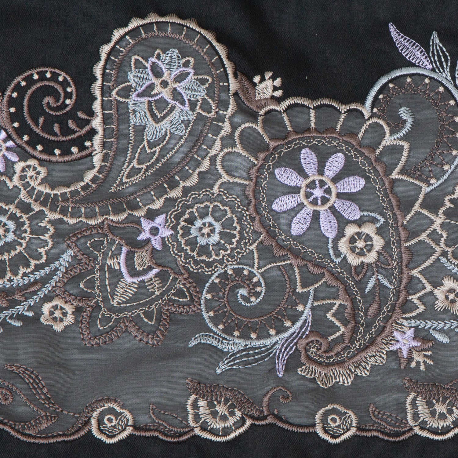 ペイズリー更紗 オーガンジーカットワーク刺繍 防水・撥水トートバッグ ＆花鳥刺繍 綿ローンハンカチセット